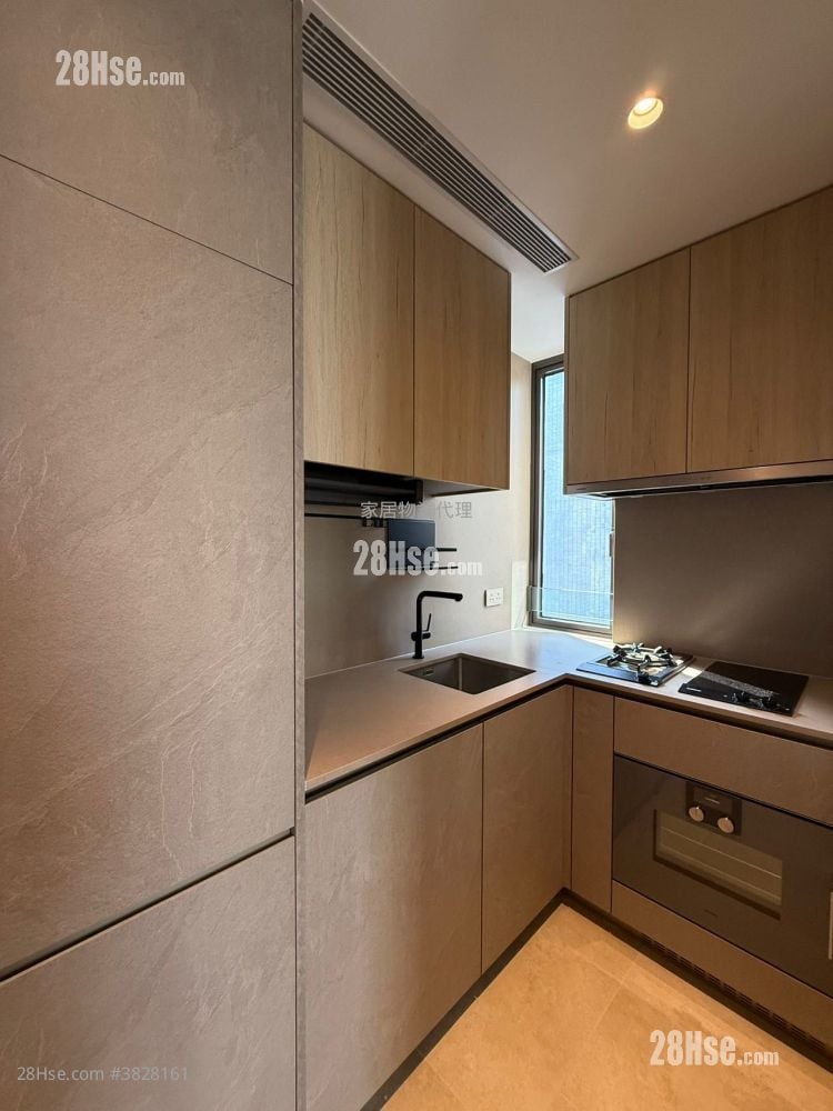 101 Kings Road Rental 2 Bedrooms , 1 Bathroom 432 ft²