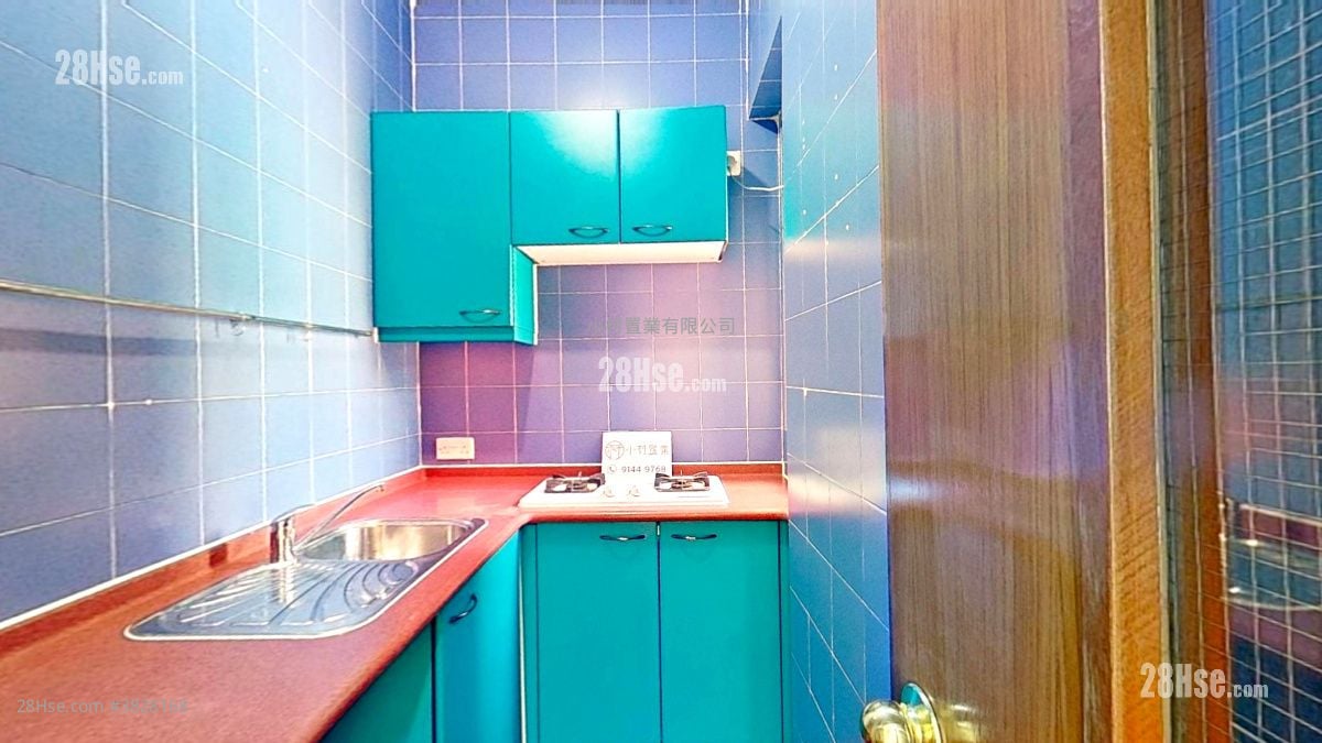 kitchen: Liberty Mansion Rental 2 Bedrooms , 1 Bathroom 415 ft²