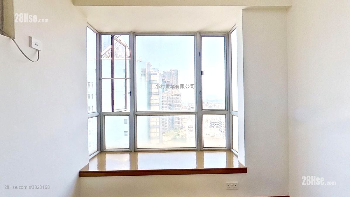 master room: Liberty Mansion Rental 2 Bedrooms , 1 Bathroom 415 ft²