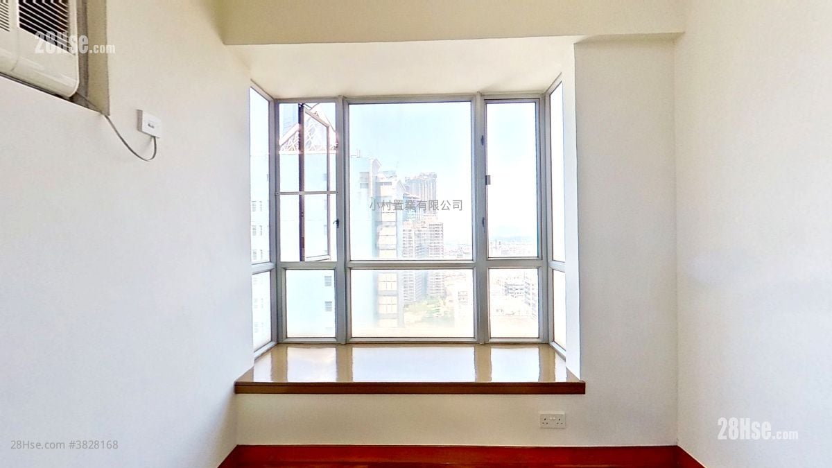 master room: Liberty Mansion Rental 2 Bedrooms , 1 Bathroom 415 ft²