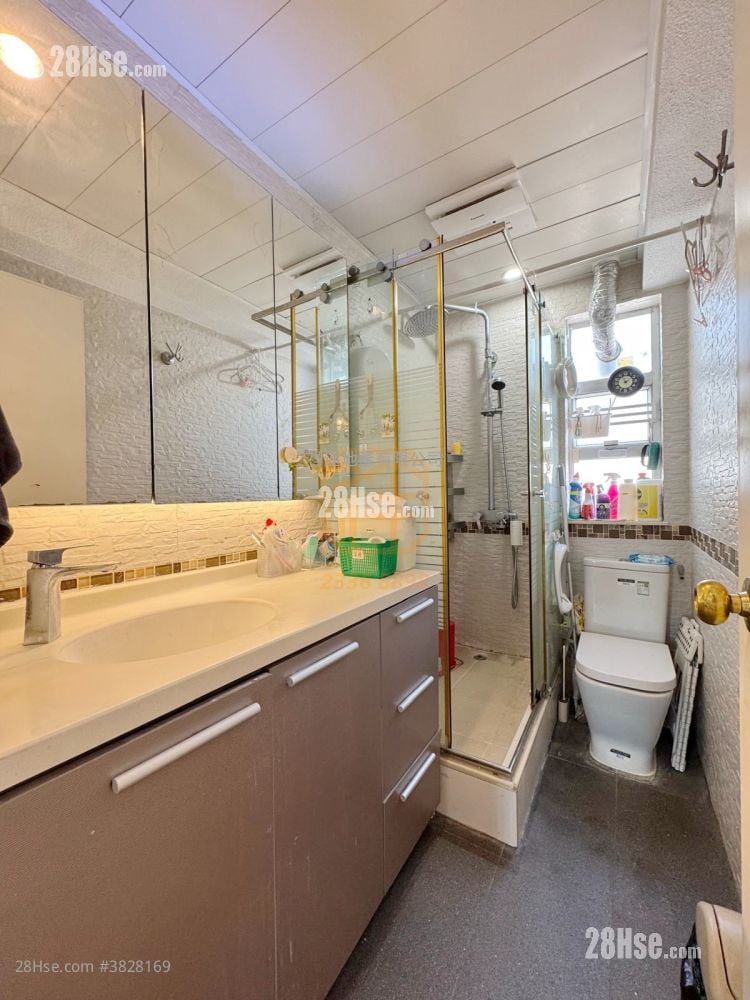 村屋 售盤 3 房 , 1 浴室