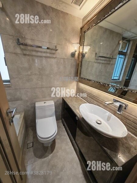 维港星岸 租盘 3 房 728 平方尺