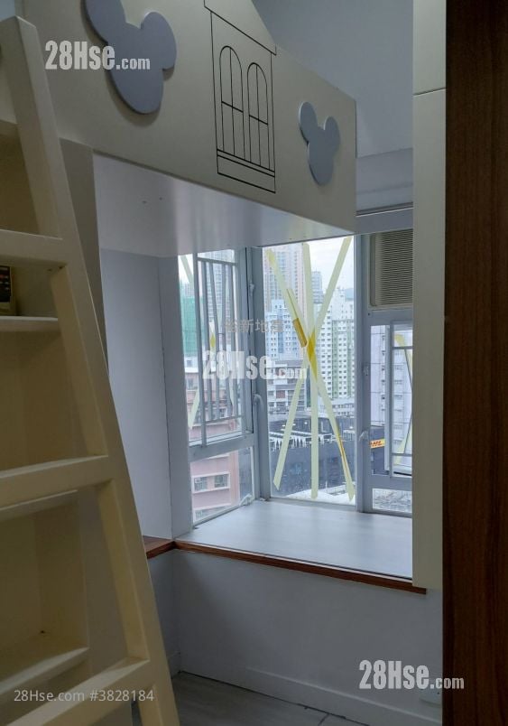 宝星中心 租盘 2 房 , 1 浴室 288 平方尺