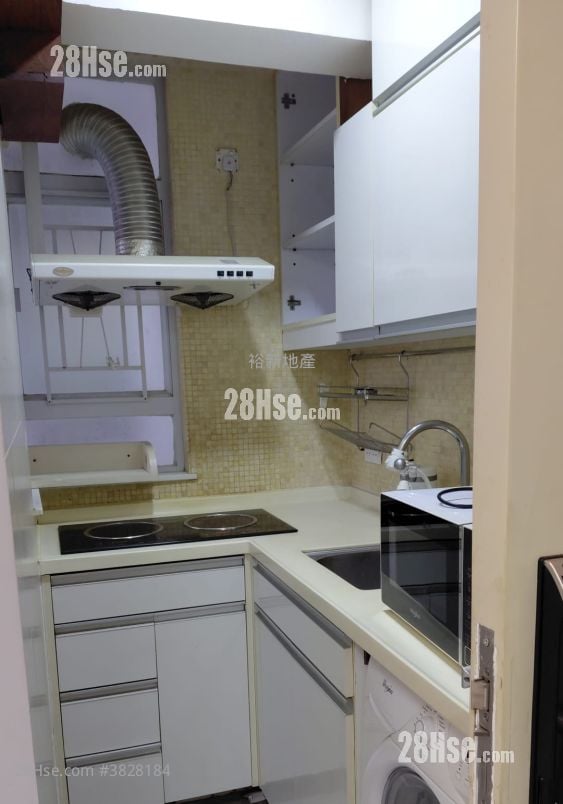 宝星中心 租盘 2 房 , 1 浴室 288 平方尺