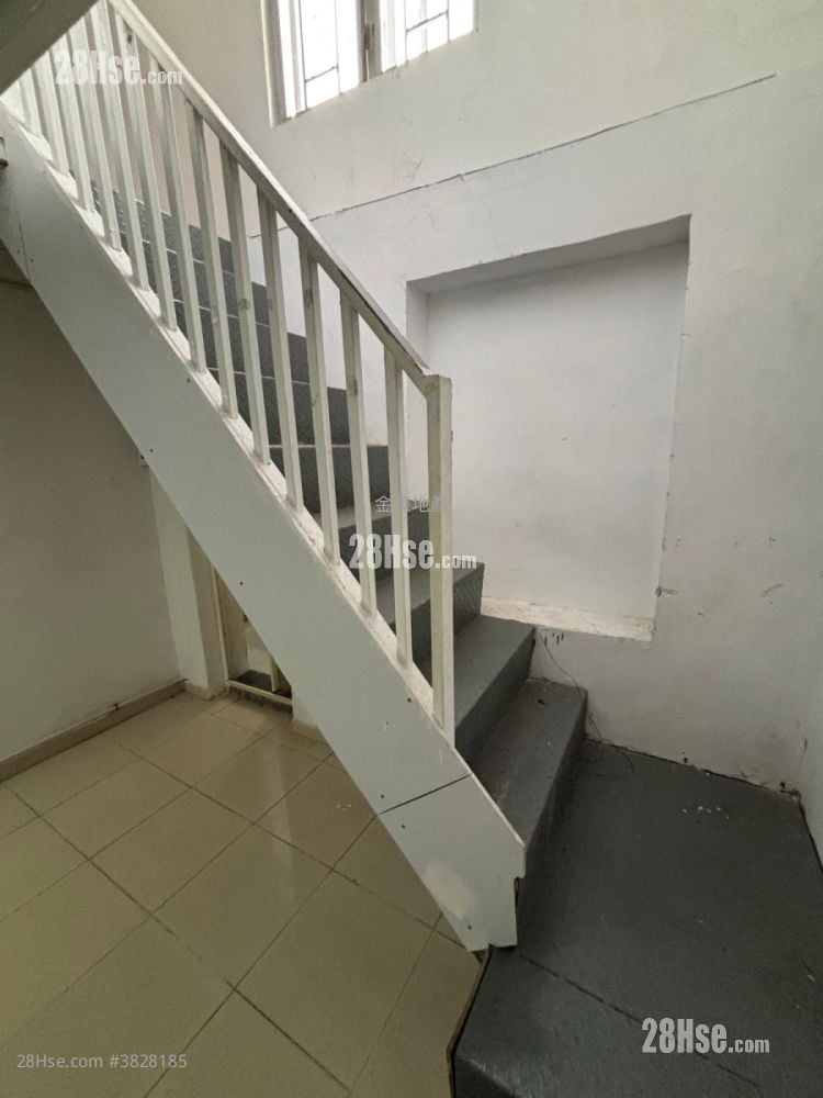 村屋 租盤 2 房 , 1 浴室 350 平方呎