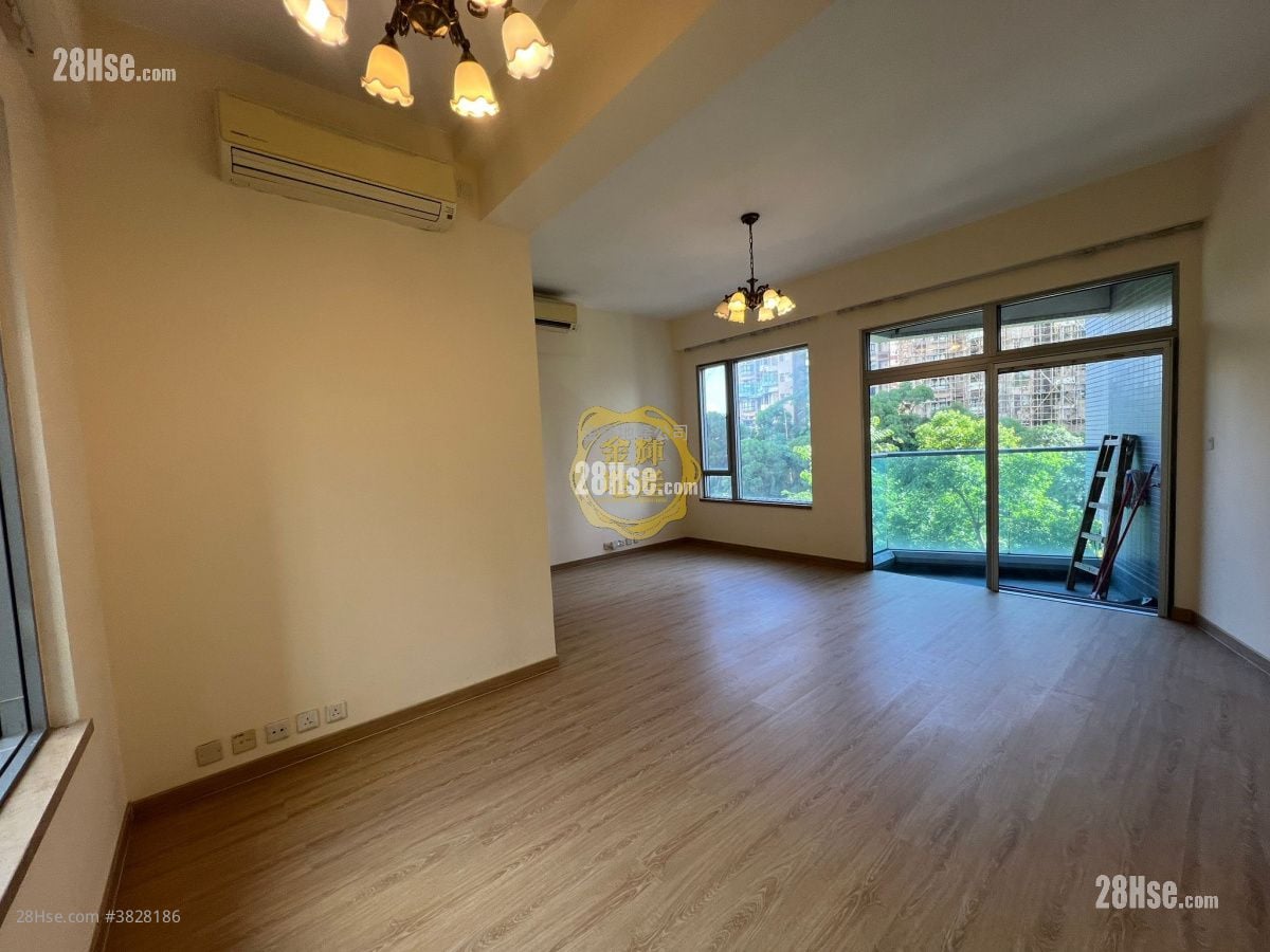 South Crest Sell 3 Bedrooms , 2 Bathrooms 928 ft²