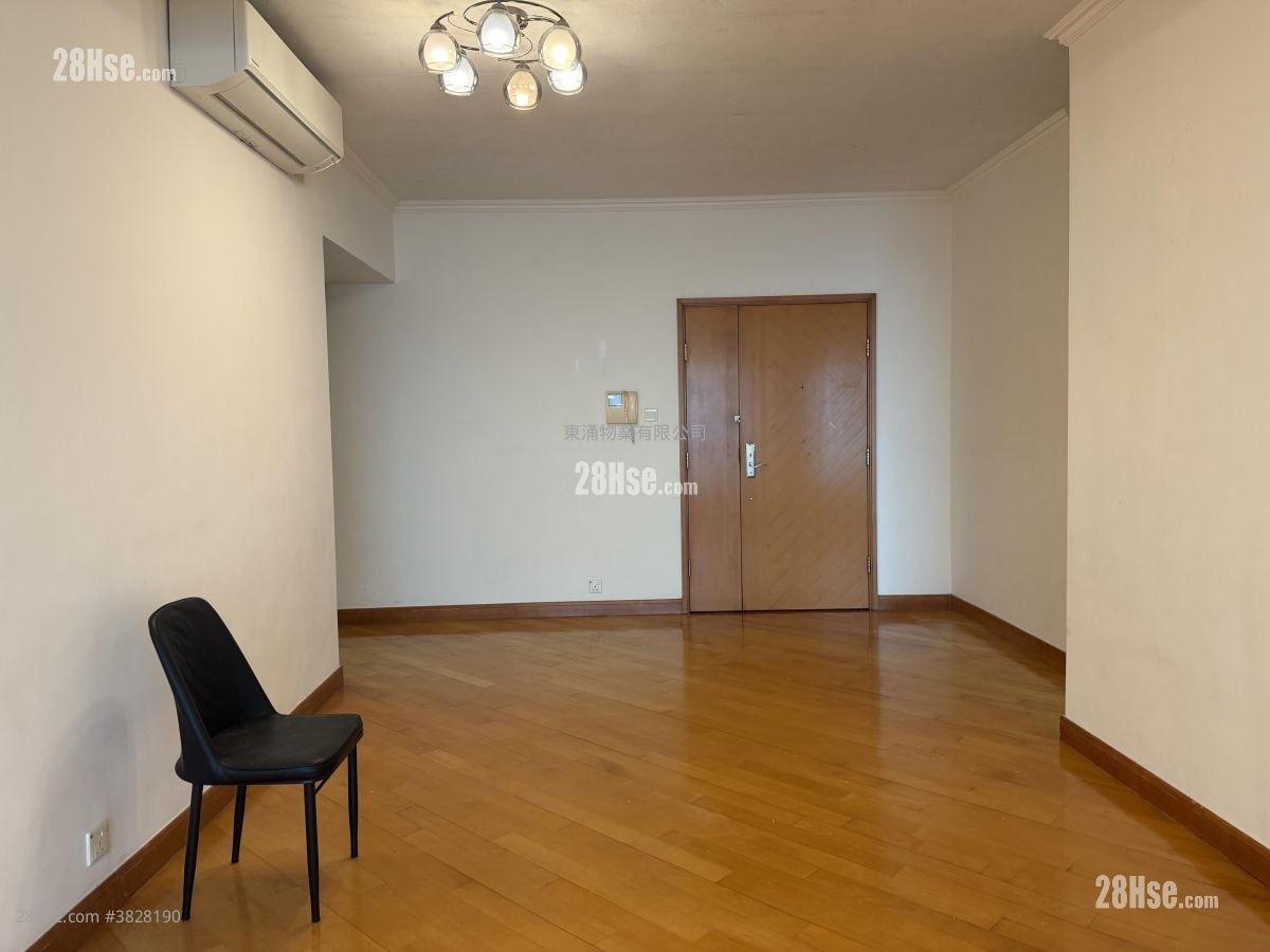 藍天海岸 售盤 3 房 , 2 浴室 911 平方呎