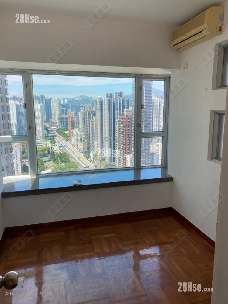 Metro Harbour View Sell 2 Bedrooms , 1 Bathroom 404 ft²