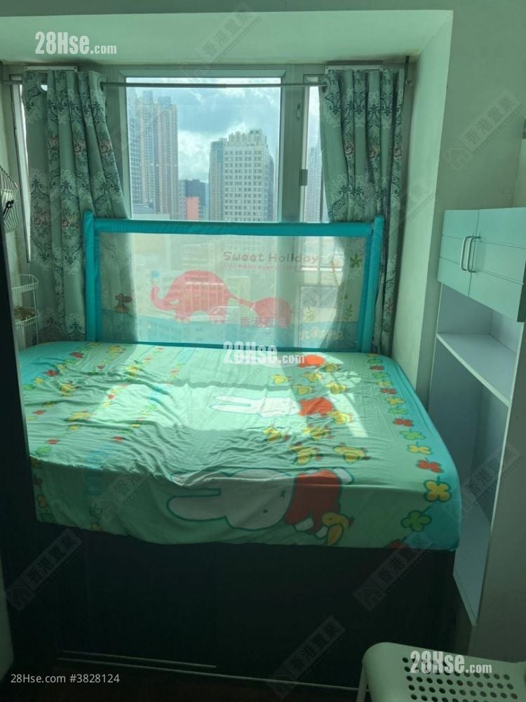 Metro Harbour View Sell 2 Bedrooms , 1 Bathroom 404 ft²