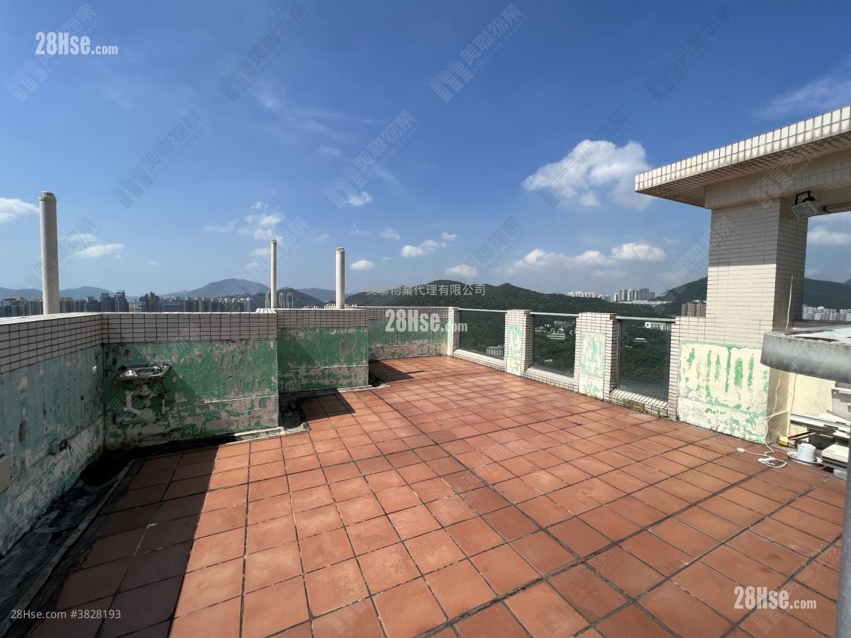 蔚藍灣畔 售盤 3 房 667 平方呎