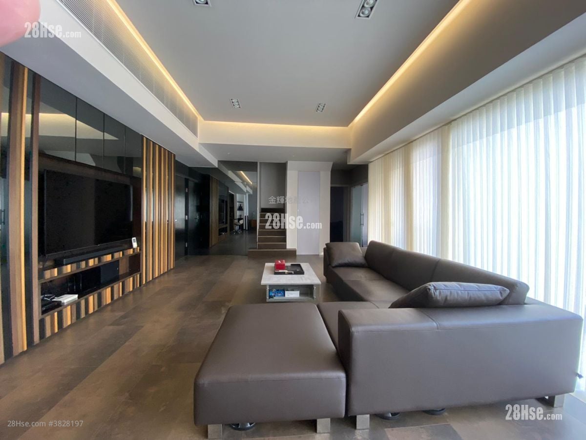 Avignon Sell 4 Bedrooms , 3 Bathrooms 1,580 ft²