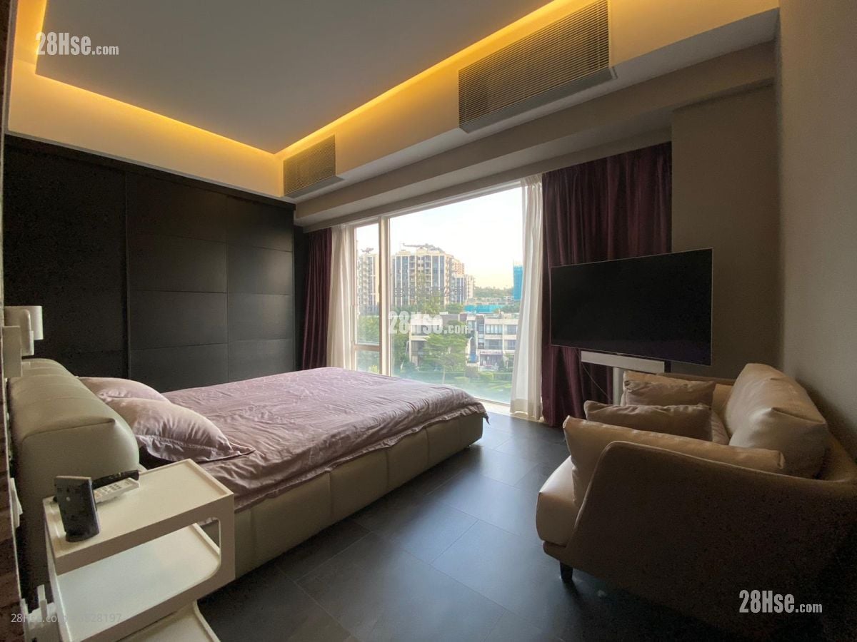 Avignon Sell 4 Bedrooms , 3 Bathrooms 1,580 ft²