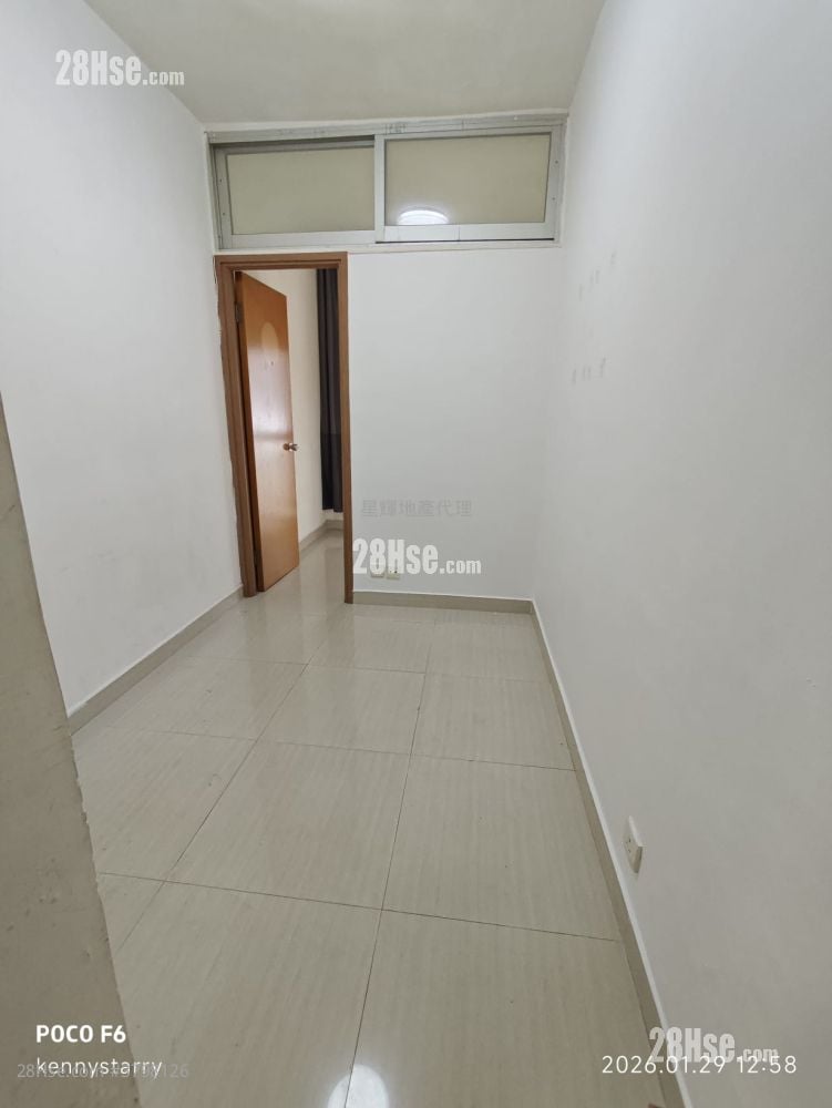 其它: 其他房租7600：杨屋道新净装修，一房一厅，连罕见露台仔，约200尺只需7600元