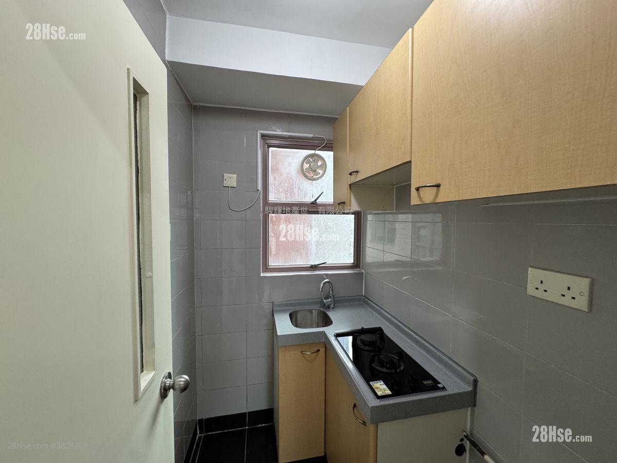 安兰阁 租盘 2 房 , 1 浴室 273 平方尺