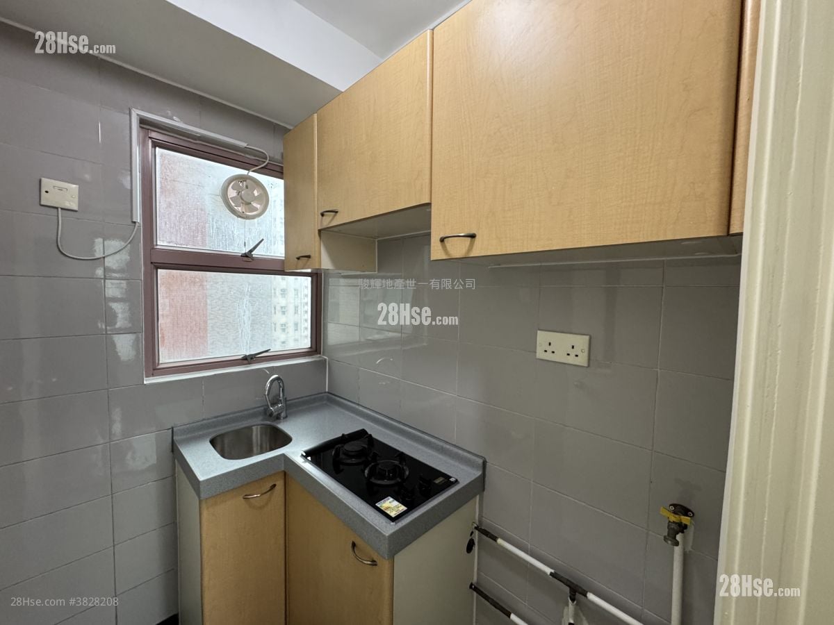 安兰阁 租盘 2 房 , 1 浴室 273 平方尺