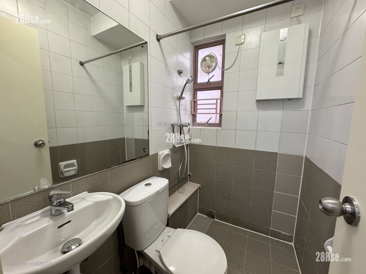 安兰阁 租盘 2 房 , 1 浴室 273 平方尺