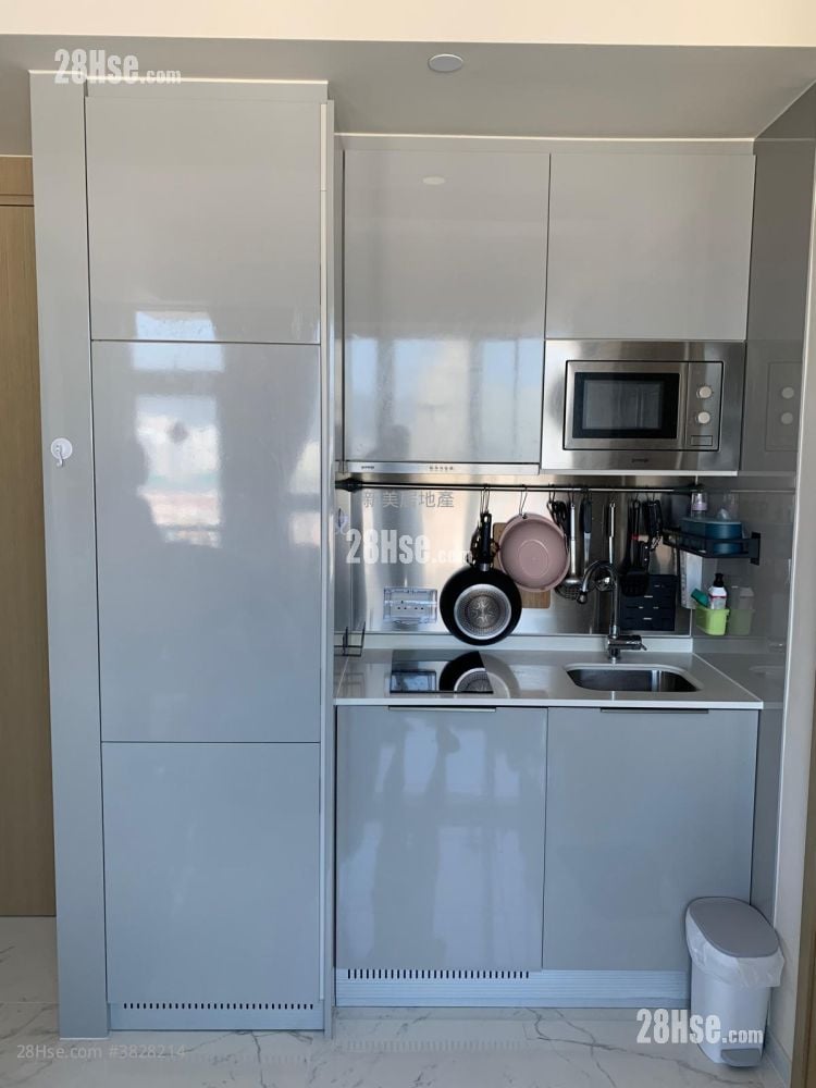 City Hub Sell 1 Bedroom , 1 Bathroom 368 ft²