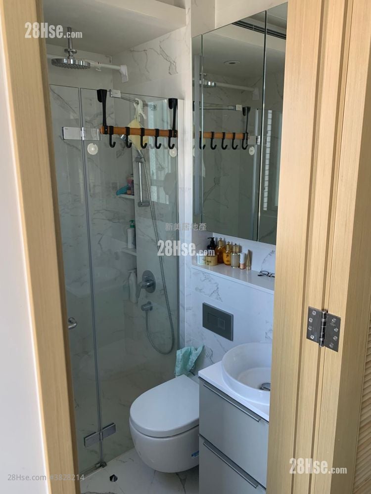 City Hub Sell 1 Bedroom , 1 Bathroom 368 ft²