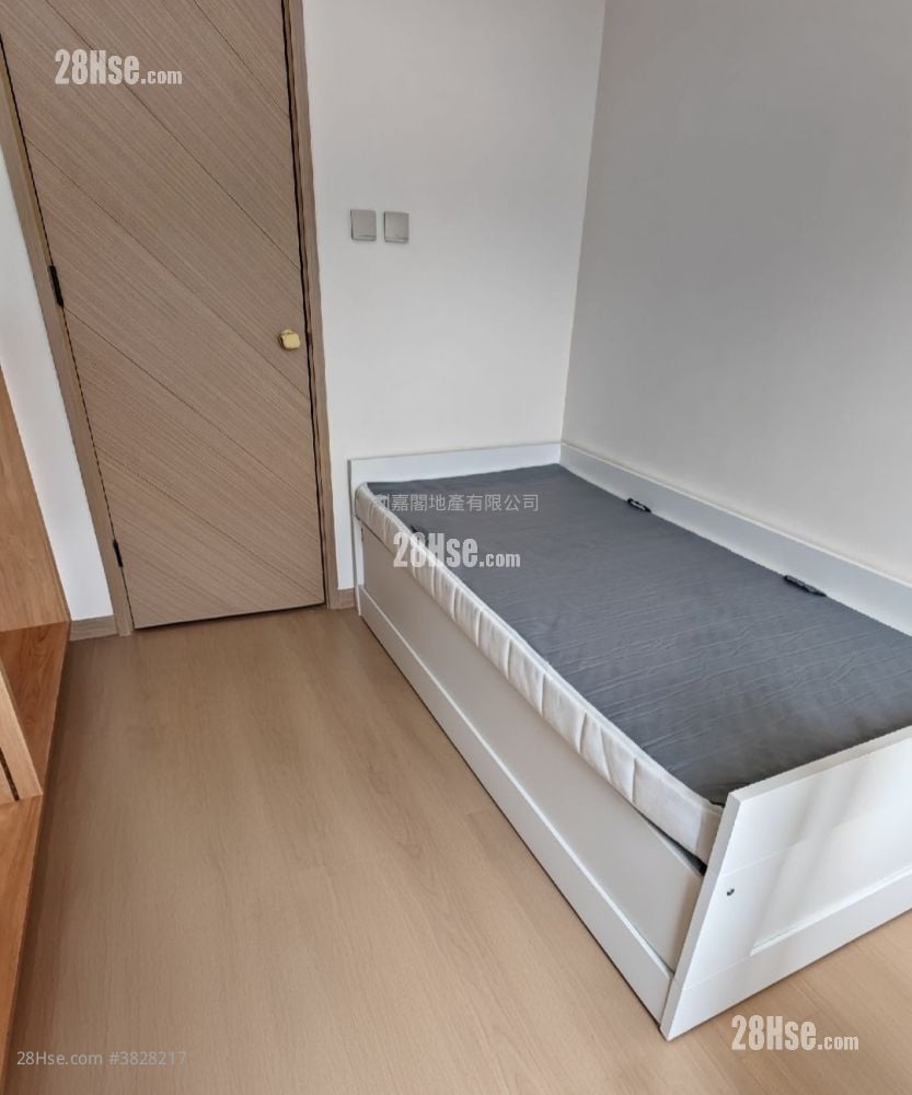 The Grandville Sell 3 Bedrooms , 2 Bathrooms 875 ft²