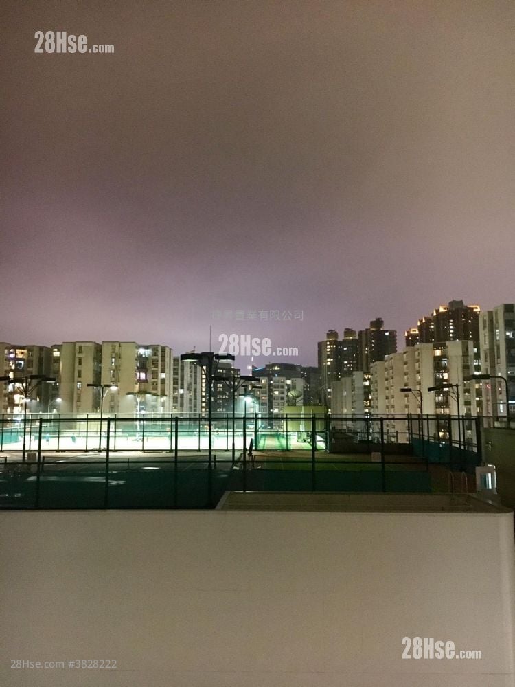 Whampoa Garden Sell 4 Bedrooms , 2 Bathrooms 733 ft²