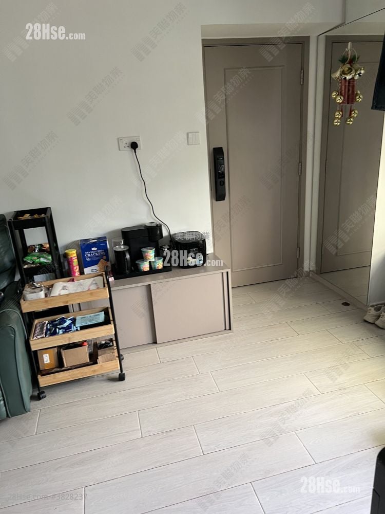 厅: 华都花园 售盘 3 房 533 平方尺