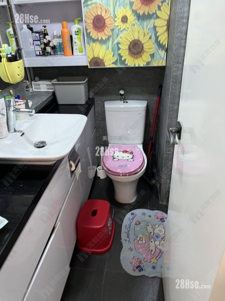 厨房: 华都花园 售盘 3 房 533 平方尺