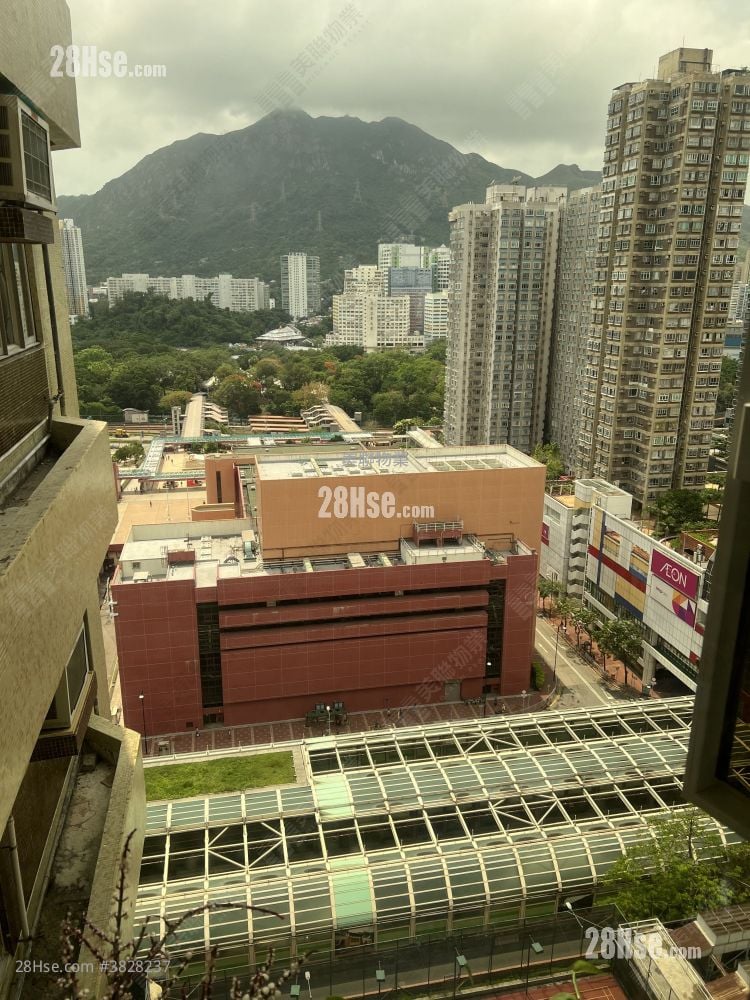 景观: 华都花园 售盘 3 房 533 平方尺