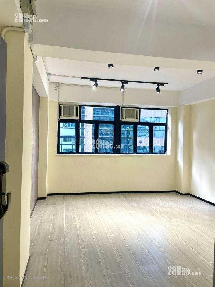 Hing Yue Mansion Sell 3 Bedrooms , 1 Bathroom 612 ft²