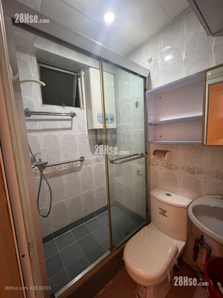 愉田苑 售盘 3 房 , 1 浴室 548 平方尺