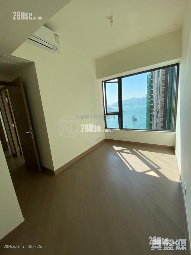 Wings At Sea Rental 3 Bedrooms , 2 Bathrooms 700 ft²