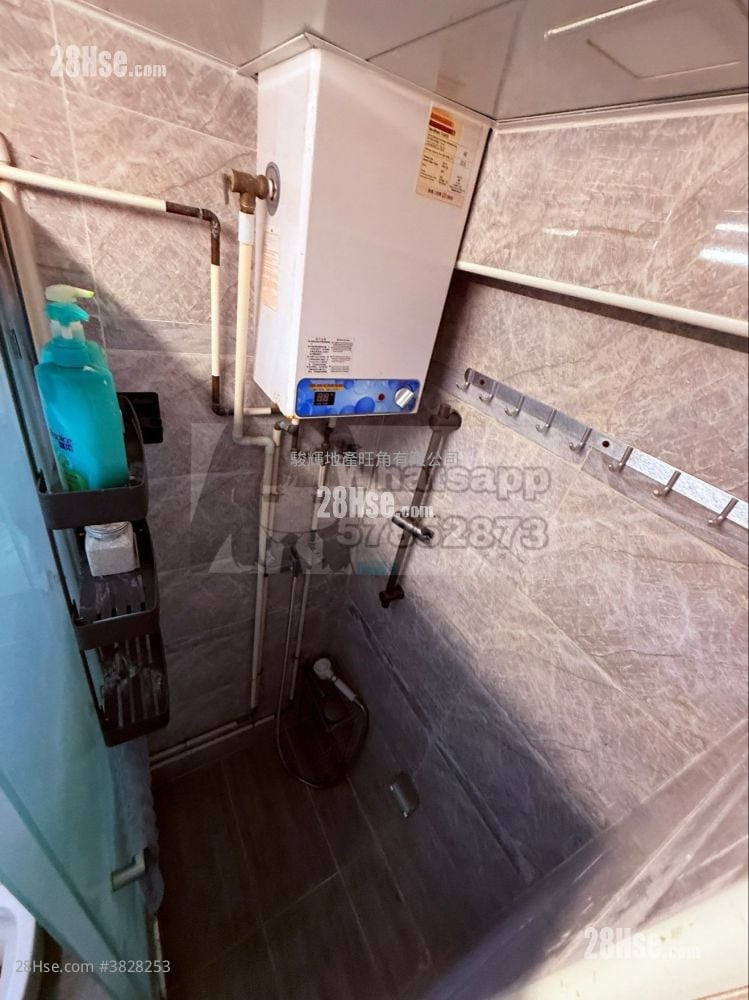 兆丰大厦 售盘 2 房 , 1 浴室 249 平方尺