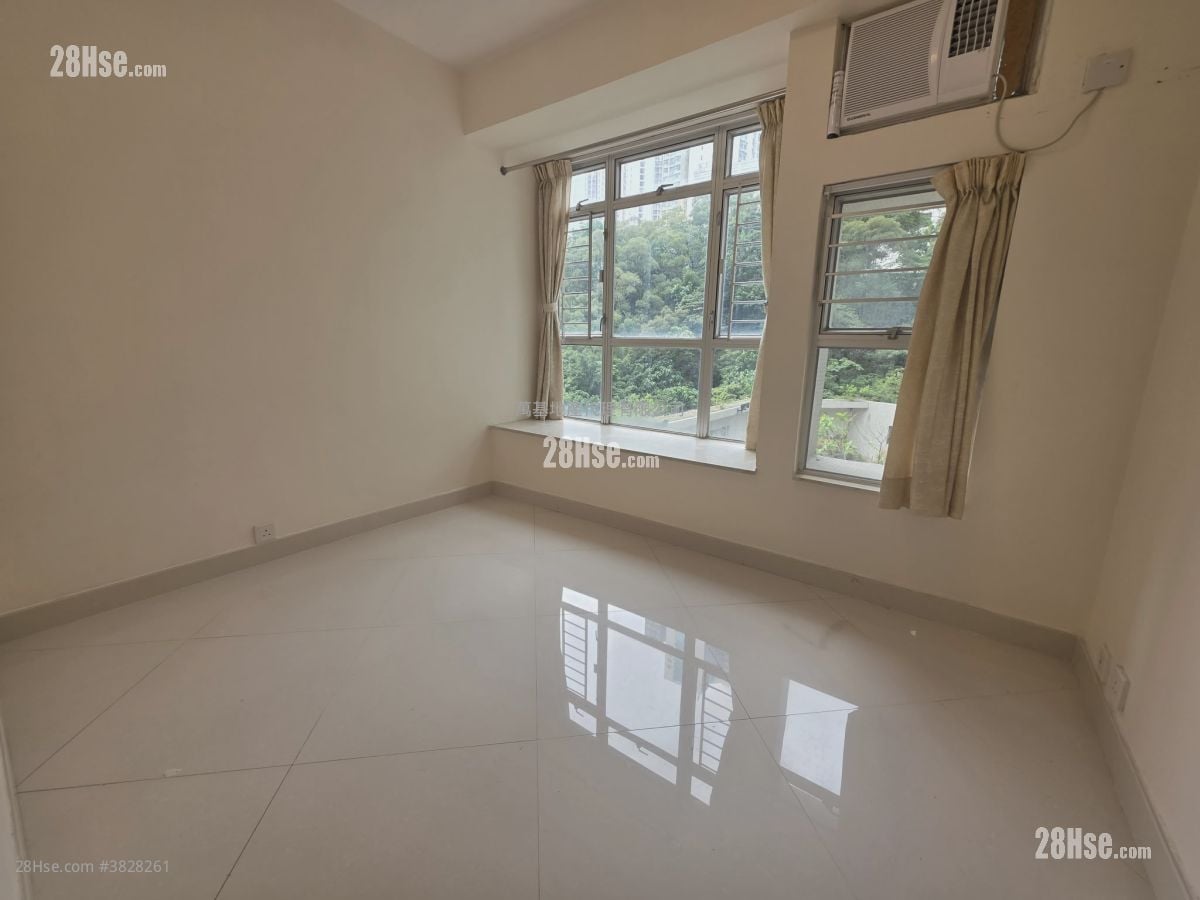 Sceneway Garden Sell 2 Bedrooms 537 ft²