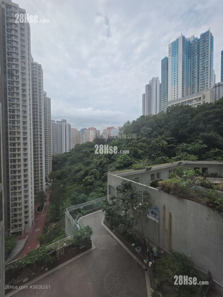 Sceneway Garden Sell 2 Bedrooms 537 ft²