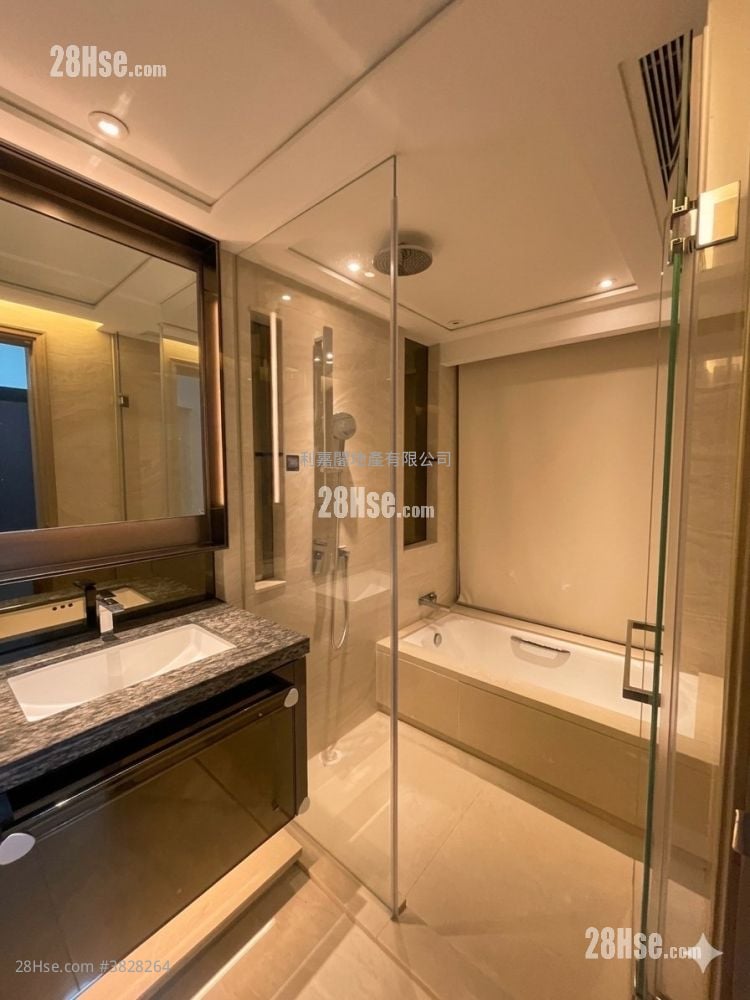 Cullinan West Sell 4 Bedrooms , 4 Bathrooms 1,367 ft²