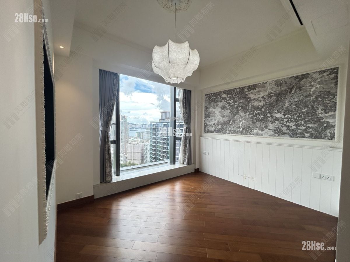 Ultima Rental 5+ Bedrooms , 3 Bathrooms 2,187 ft²