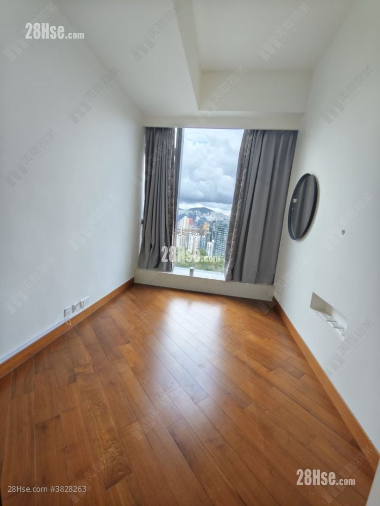 Ultima Rental 5+ Bedrooms , 3 Bathrooms 2,187 ft²