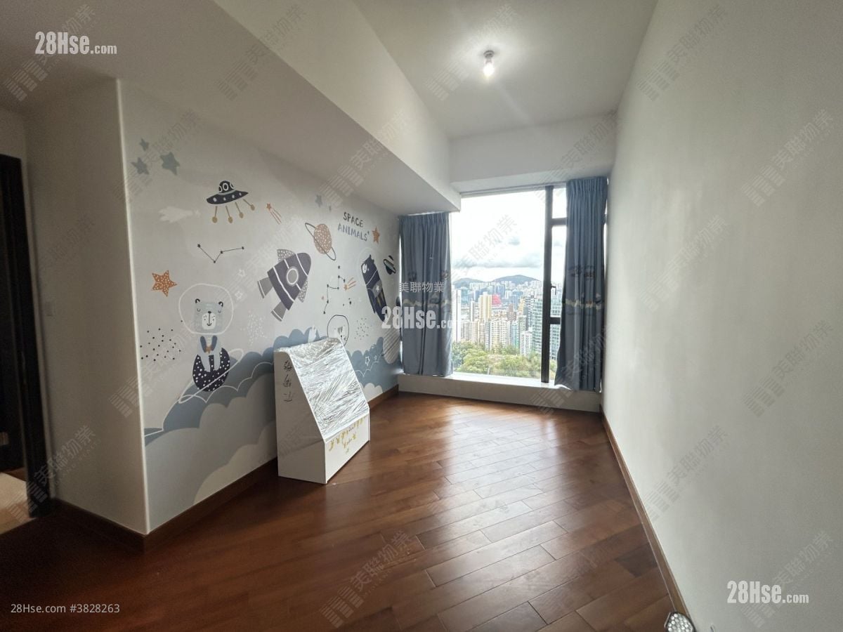 Ultima Rental 5+ Bedrooms , 3 Bathrooms 2,187 ft²