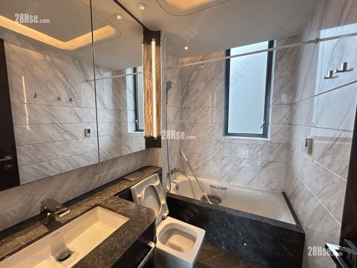 Ultima Rental 5+ Bedrooms , 3 Bathrooms 2,187 ft²