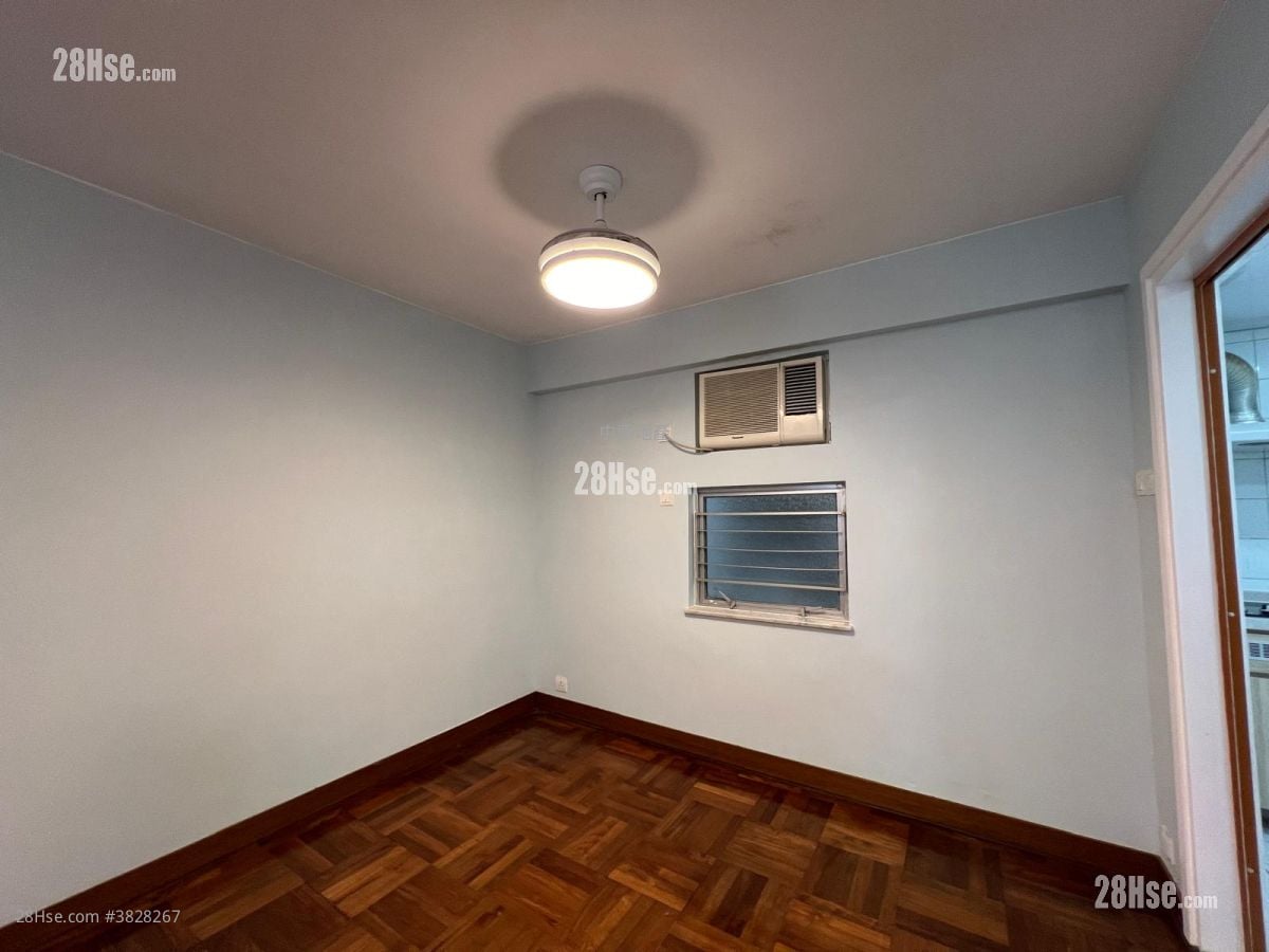 丽港城 售盘 3 房 , 2 浴室 748 平方尺