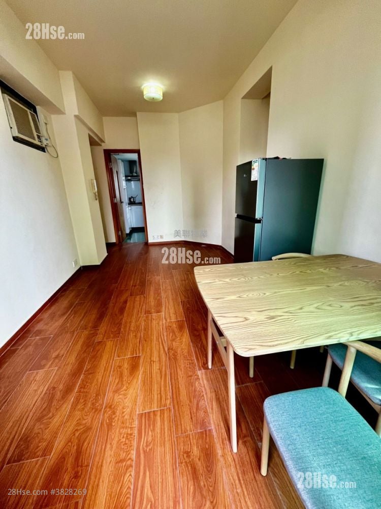 Kingsgate Sell 3 Bedrooms 524 ft²