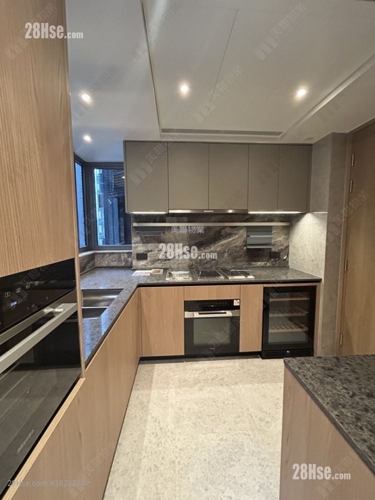 瑜一 租盘 3 房 , 3 浴室 996 平方尺