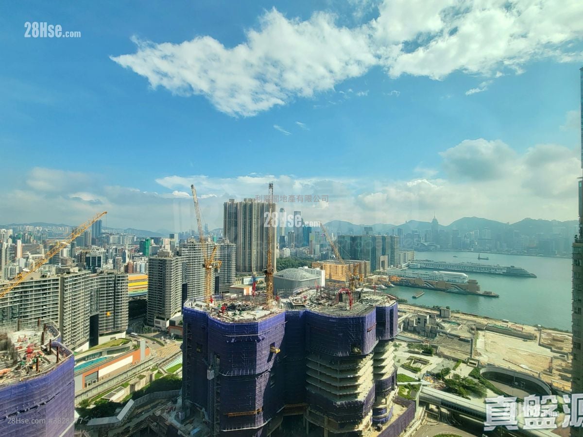 The Waterfront Sell 4 Bedrooms , 4 Bathrooms 1,580 ft²