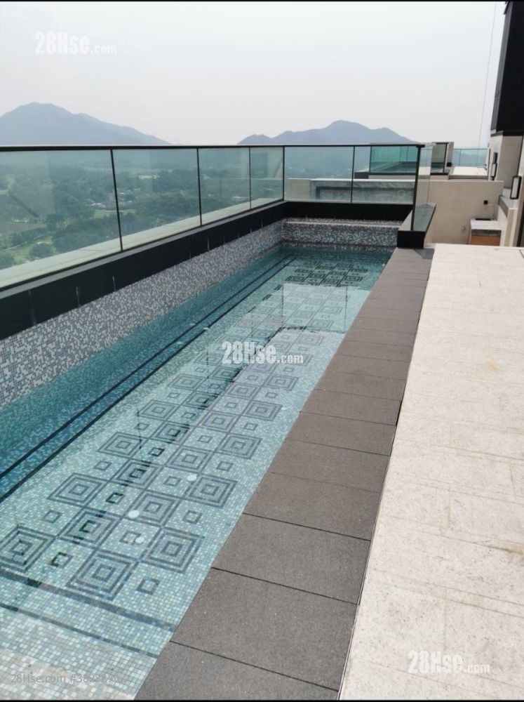 高尔夫御苑 售盘 4 房 , 3 浴室 1,607 平方尺