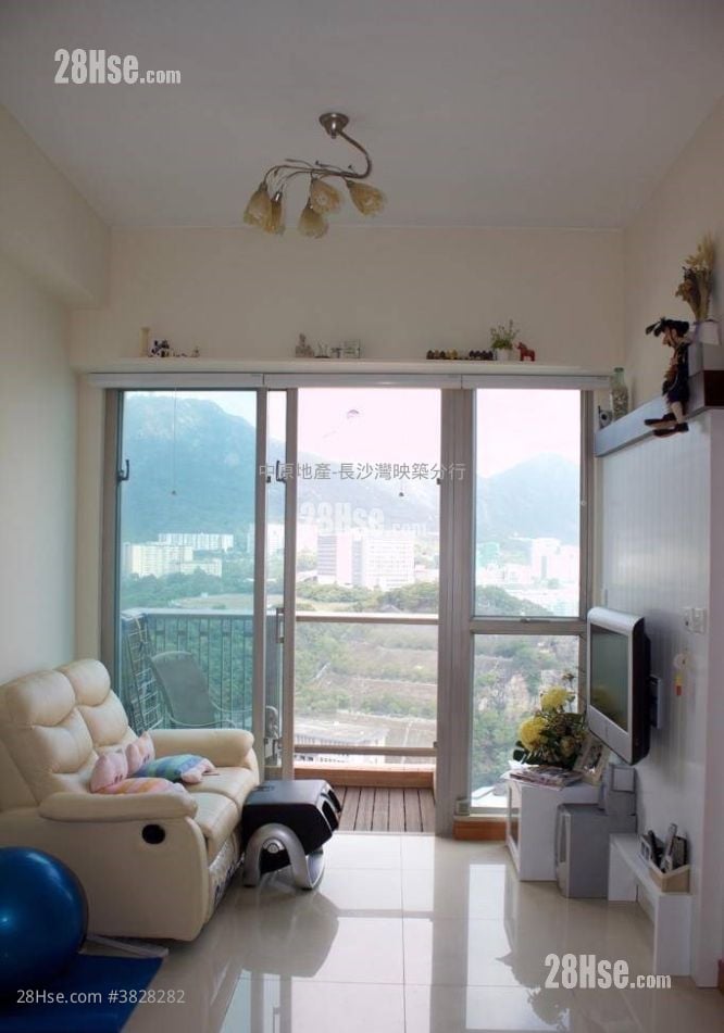 Vista Sell 3 Bedrooms 677 ft²