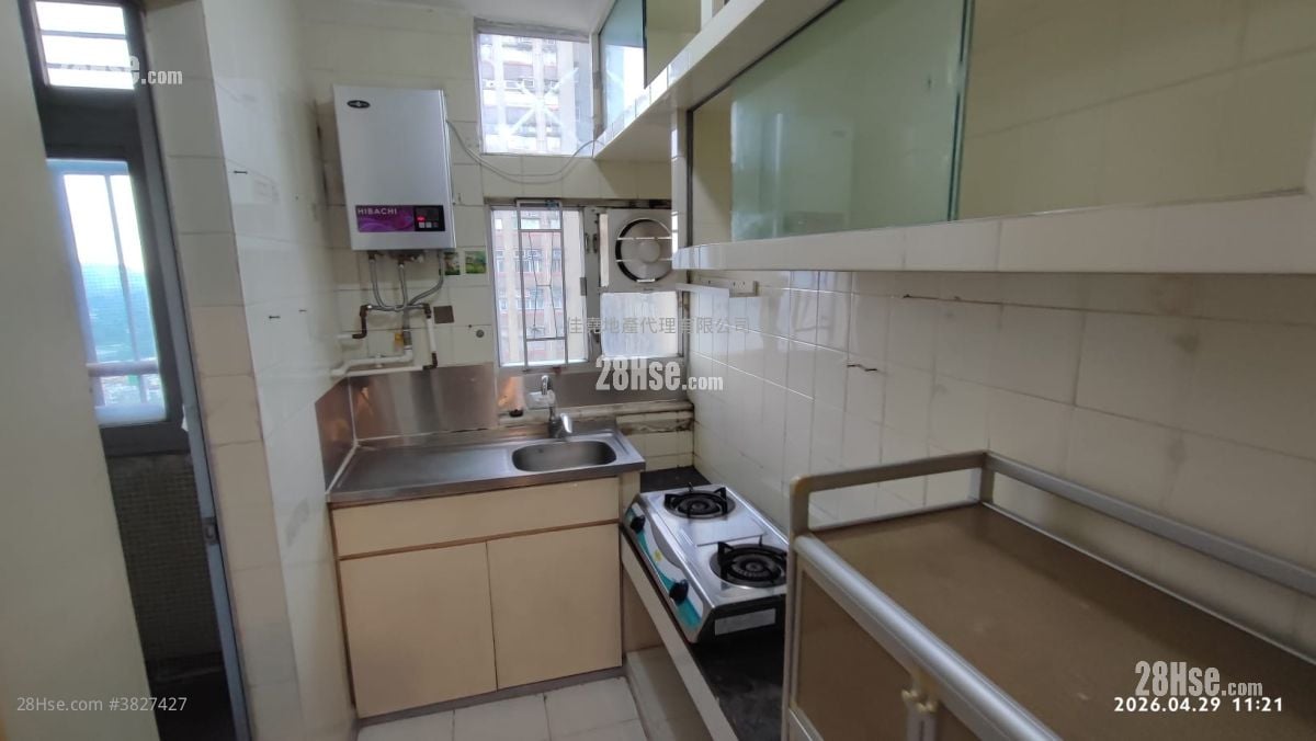 Choi Po Court Rental 2 Bedrooms , 1 Bathroom 394 ft²