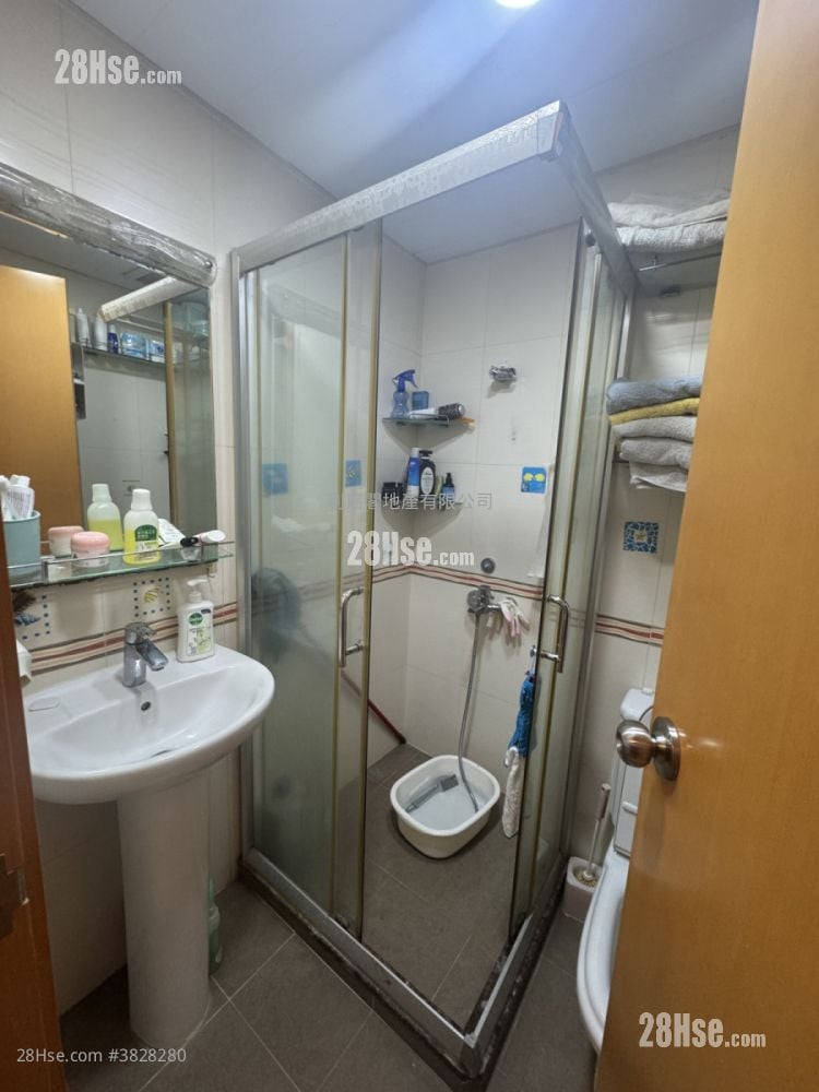 美孚新邨 售盤 2 房 , 2 浴室 685 平方呎