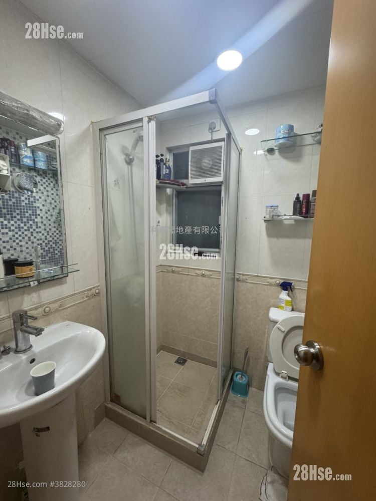 美孚新邨 售盤 2 房 , 2 浴室 685 平方呎