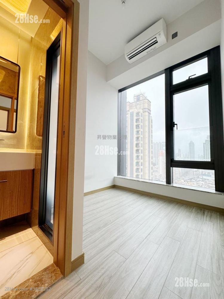 The Vantage Rental 1 Bedroom 268 ft²