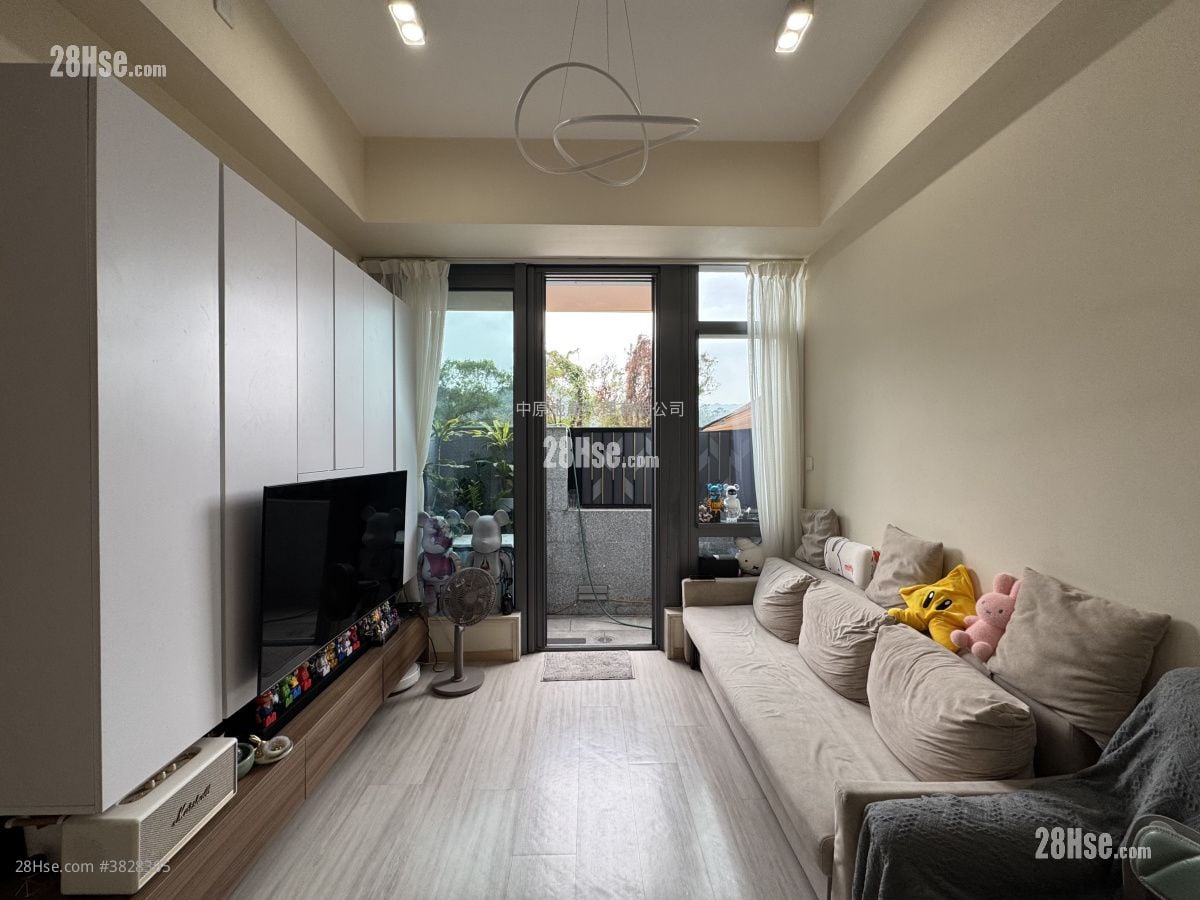 The Regent Sell 3 Bedrooms , 3 Bathrooms 811 ft²