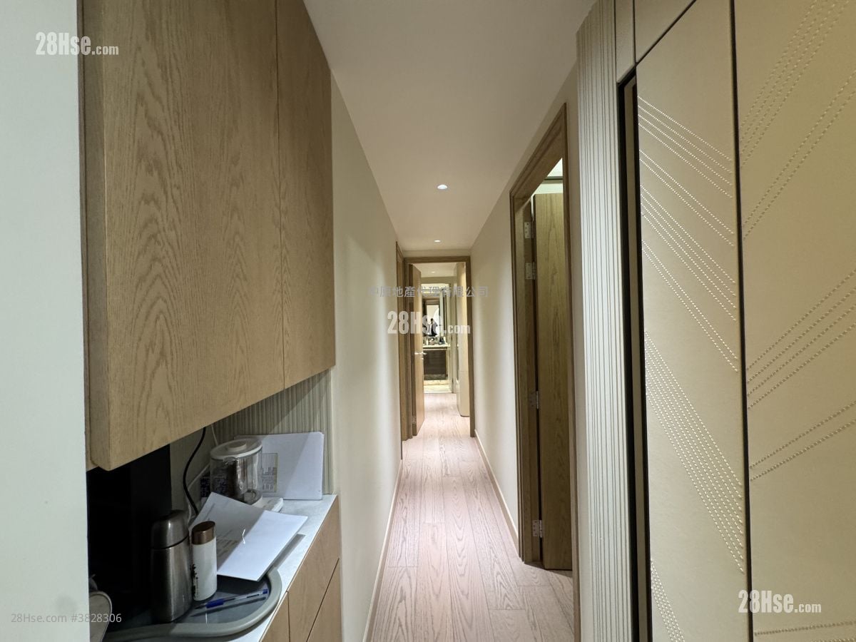 El Futuro Sell 3 Bedrooms , 3 Bathrooms 1,226 ft²